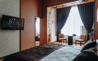 Отель Bayil Breeze Hotel & Restaurant Баку Cемейный номер с собственной ванной комнатой-3